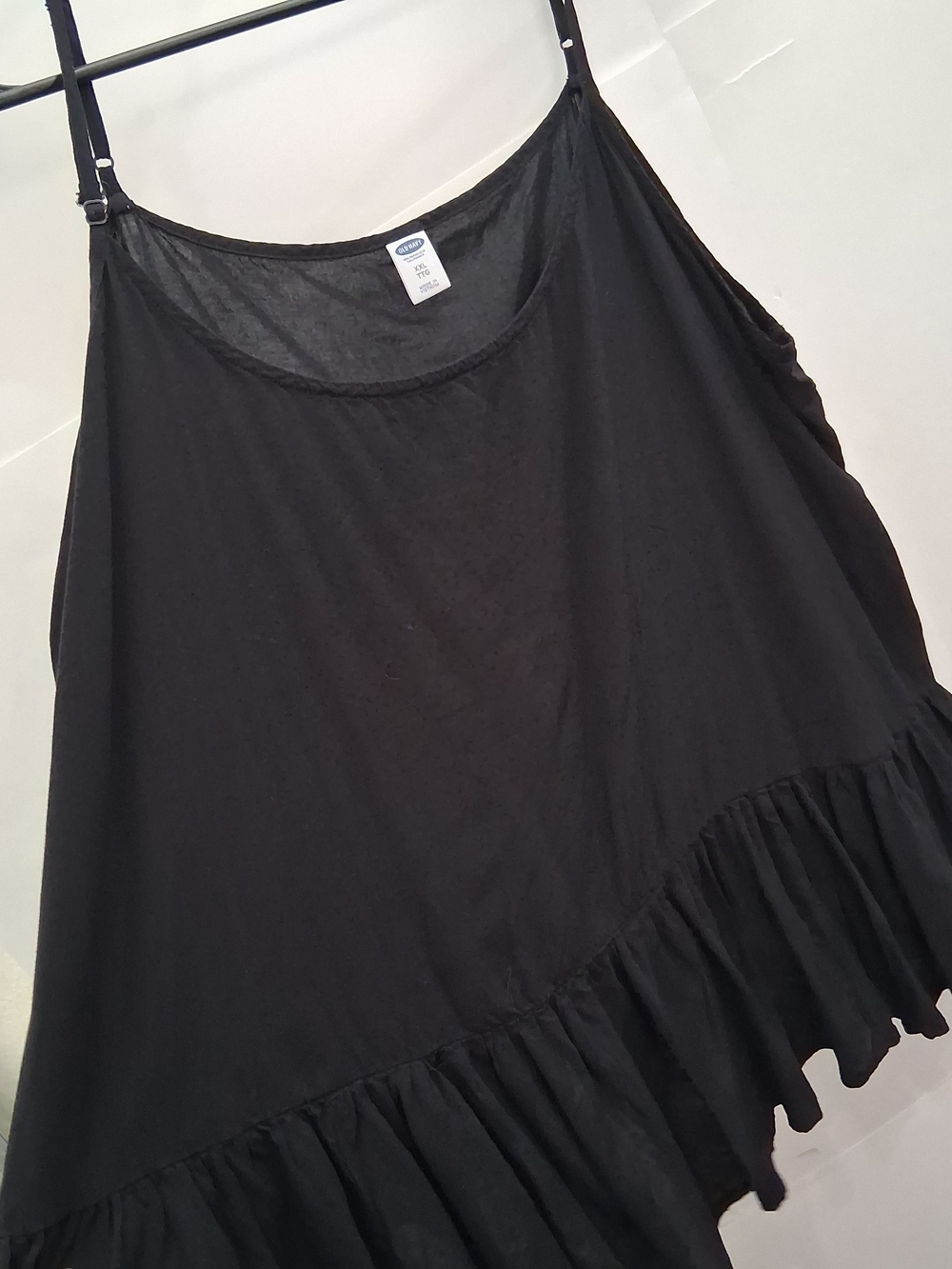 Old Navy Black Ruffle-Hem Cami Tank Size XXL Fit 1X - Picture 3 of 5